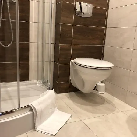 Puchaczówka 3*