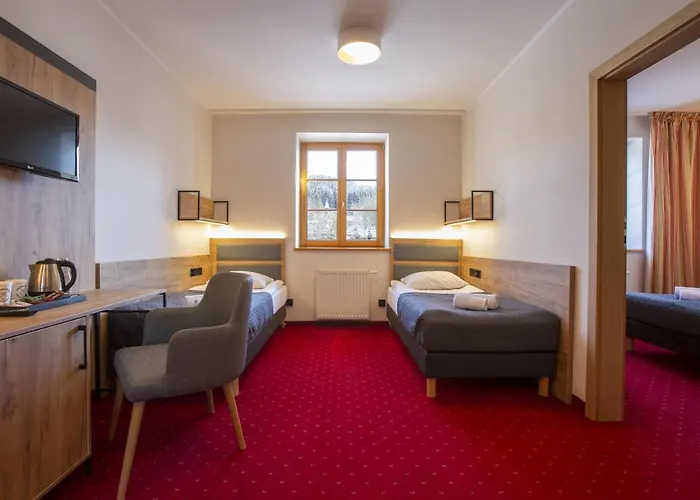 Puchaczowka Sienna (Klodzko)