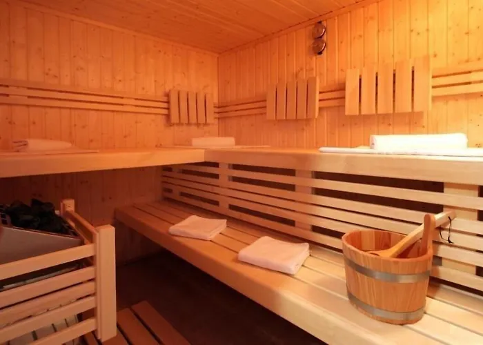 Puchaczowka Sienna (Klodzko)